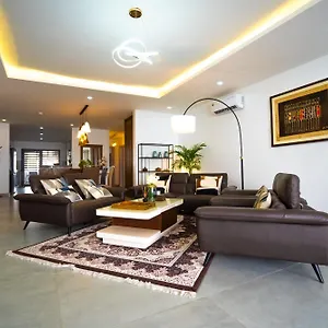 Thea Aparthotel